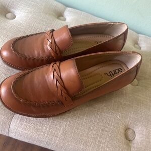 Women’s leather loafers
